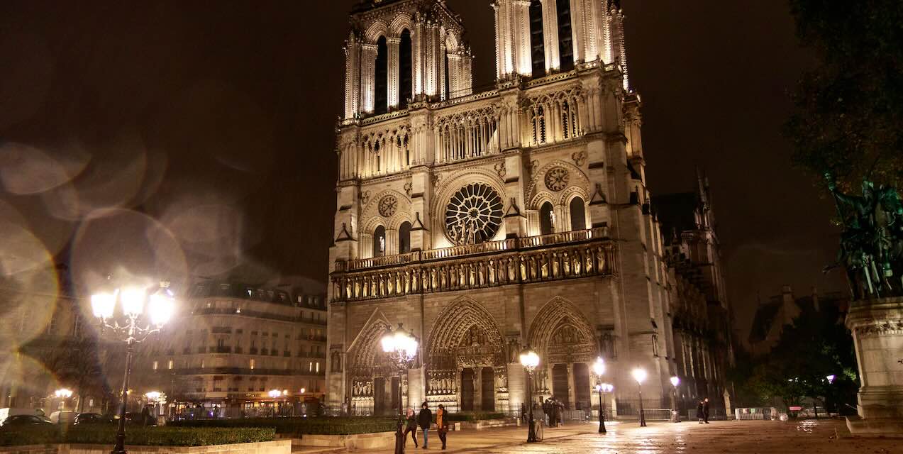Les églises nous regardent et pleurent
